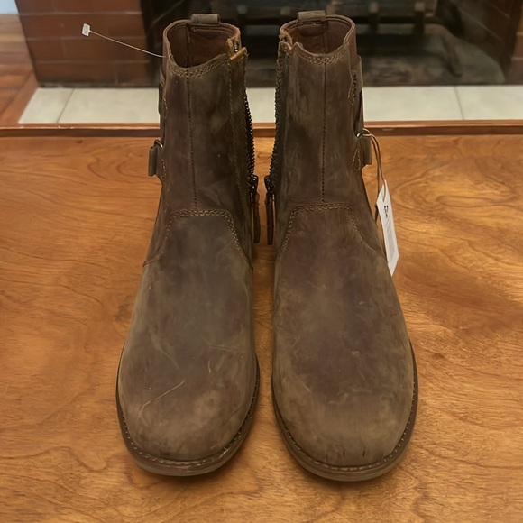 Teva Ellery Ankle Boot - Picture 2 of 4